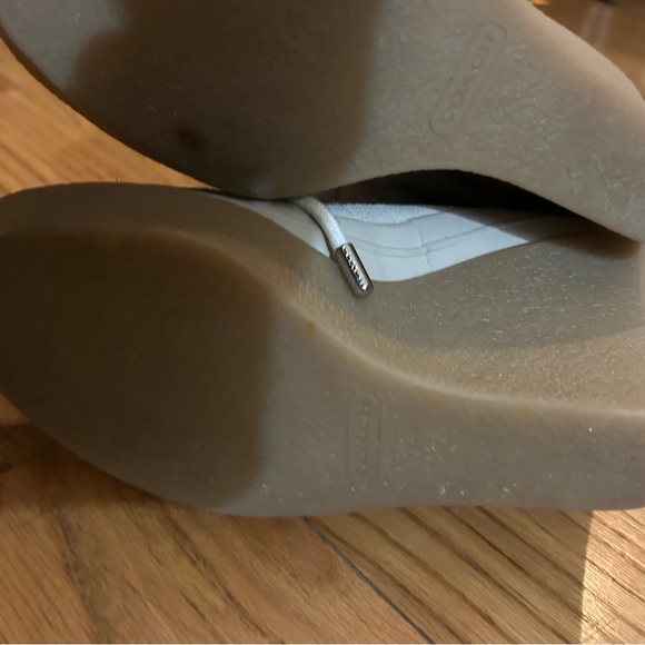 Coach Wynfled monogram boots. - Picture 4 of 7